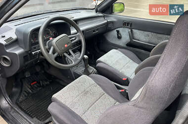 Хэтчбек Suzuki Swift 1990 в 