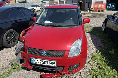Хэтчбек Suzuki Swift 2008 в Киеве