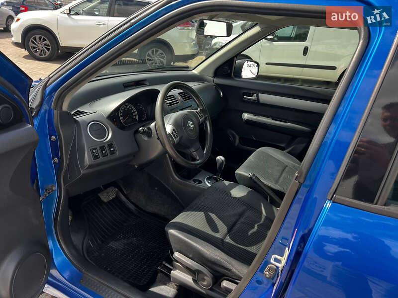 Хэтчбек Suzuki Swift 2006 в Днепре