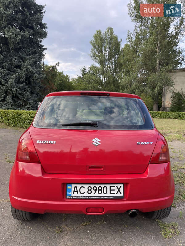 Хетчбек Suzuki Swift 2006 в Києві фото 7 Хетчбек Suzuki Swift 2006 в Києві