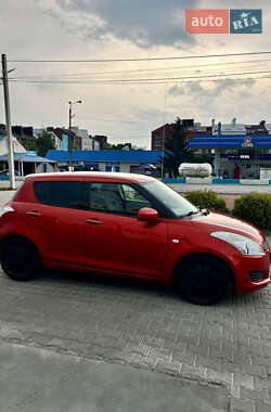 Хэтчбек Suzuki Swift 2012 в Киеве
