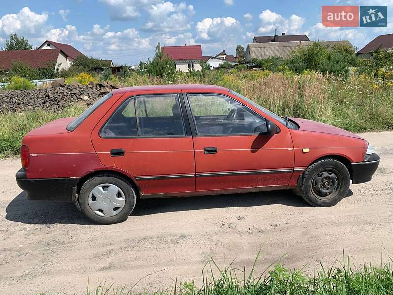 Седан Suzuki Swift 1996 в Костопілі