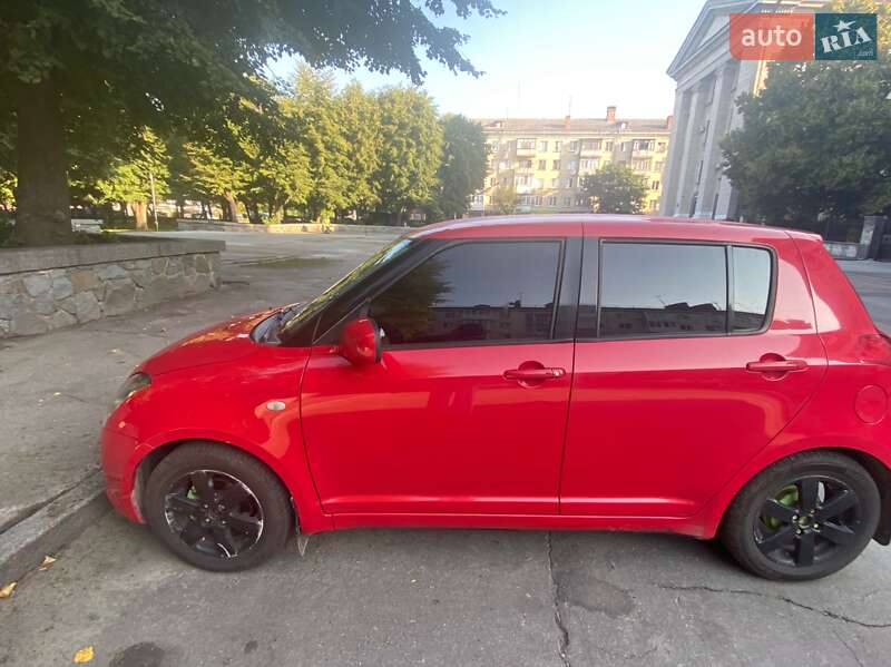 Хэтчбек Suzuki Swift 2008 в Житомире