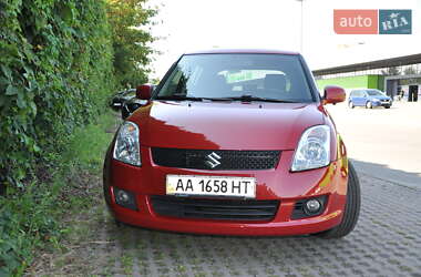 Хетчбек Suzuki Swift 2008 в 