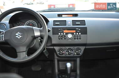 Хетчбек Suzuki Swift 2008 в 