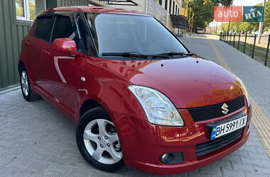 Хэтчбек Suzuki Swift 2007 в 