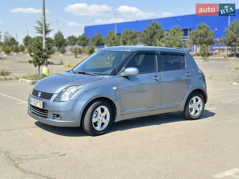 Хэтчбек Suzuki Swift 2007 в Одессе
