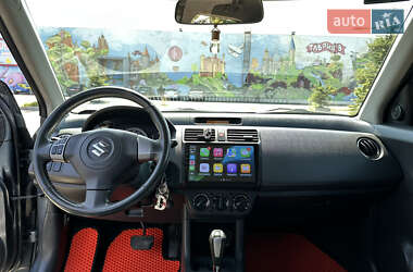 Хэтчбек Suzuki Swift 2007 в 