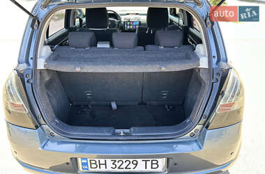 Хэтчбек Suzuki Swift 2007 в 