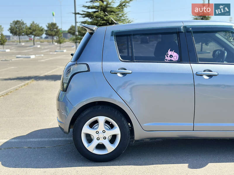Хэтчбек Suzuki Swift 2007 в Одессе