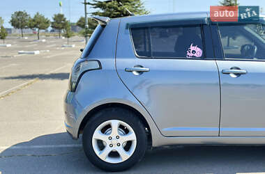 Хэтчбек Suzuki Swift 2007 в 