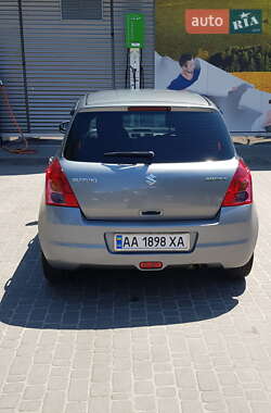 Хэтчбек Suzuki Swift 2008 в 