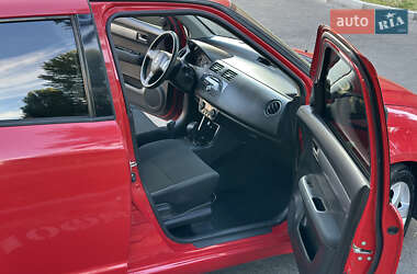 Хэтчбек Suzuki Swift 2008 в 