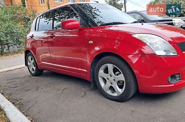 Хэтчбек Suzuki Swift 2006 в 