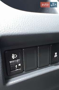 Хэтчбек Suzuki Swift 2012 в 