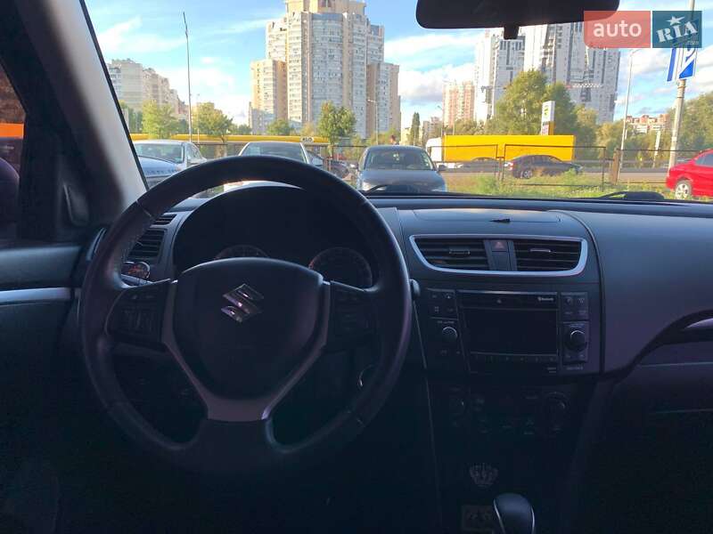 Хэтчбек Suzuki Swift 2016 в Киеве