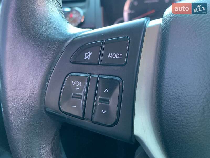 Хэтчбек Suzuki Swift 2016 в Киеве