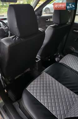 Хетчбек Suzuki Swift 2005 в 