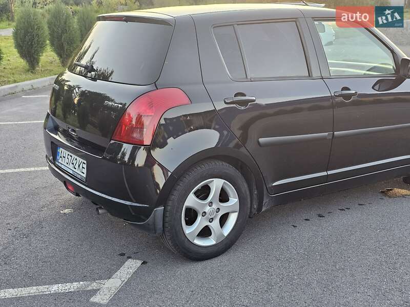 Хетчбек Suzuki Swift 2007 в Вінниці