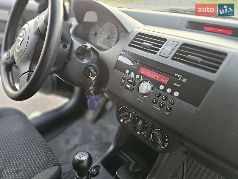 Хетчбек Suzuki Swift 2007 в Вінниці
