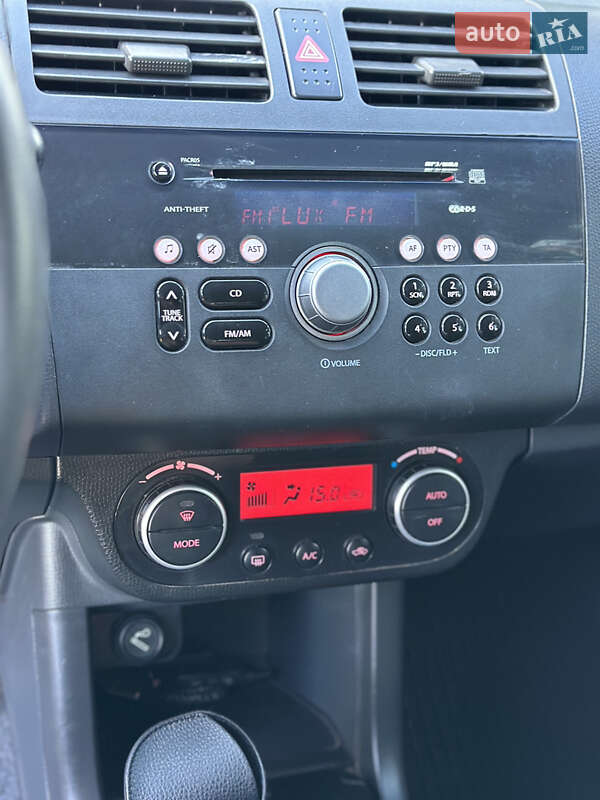 Хэтчбек Suzuki Swift 2008 в Чернигове