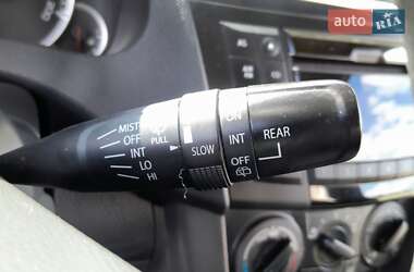 Хэтчбек Suzuki Swift 2012 в 