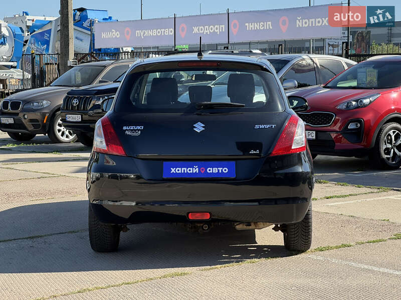Хетчбек Suzuki Swift 2013 в Києві