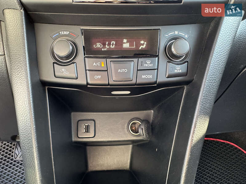 Хетчбек Suzuki Swift 2013 в Києві