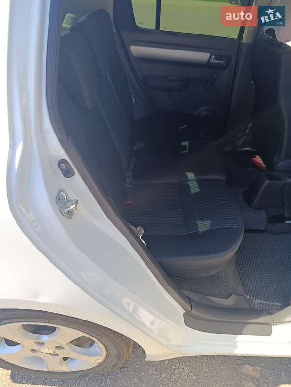 Хэтчбек Suzuki Swift 2007 в Тернополе