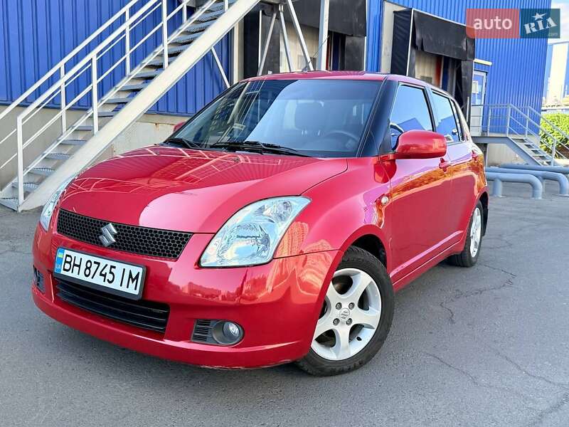 Хэтчбек Suzuki Swift 2006 в 