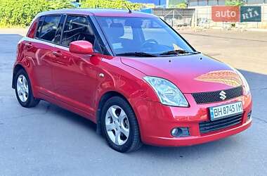 Хэтчбек Suzuki Swift 2006 в 
