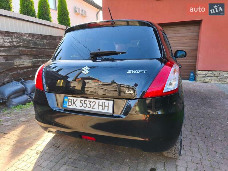 Хетчбек Suzuki Swift 2013 в Хусті