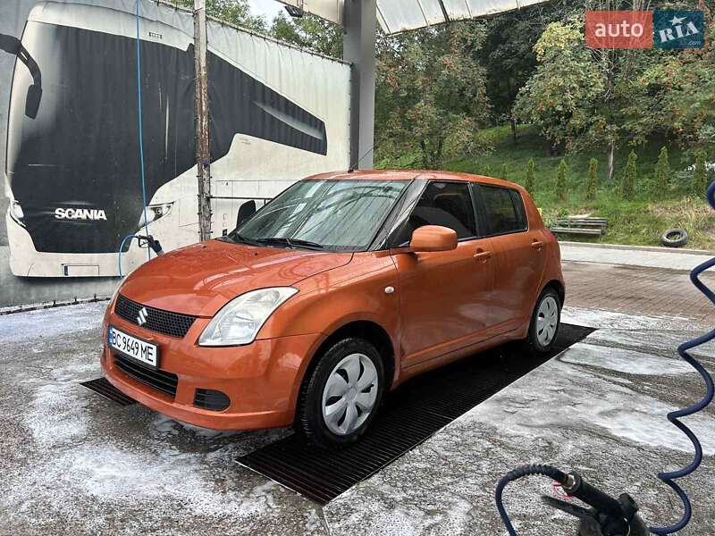 Хэтчбек Suzuki Swift 2007 в 