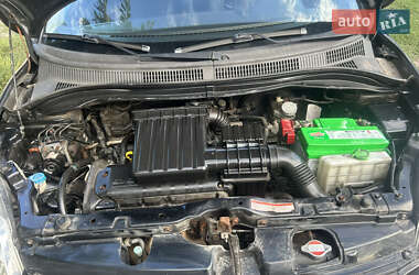 Хэтчбек Suzuki Swift 2006 в 