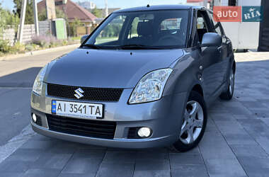 Хэтчбек Suzuki Swift 2007 в 