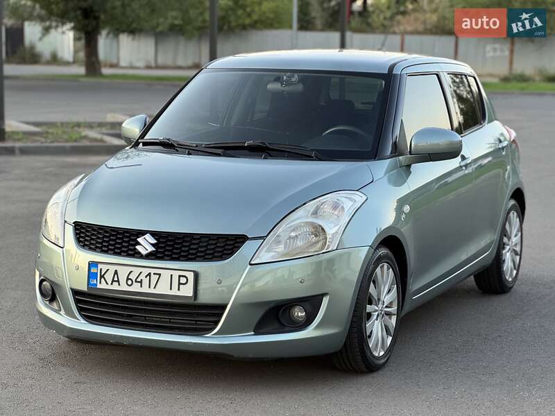 Хэтчбек Suzuki Swift 2011 в 
