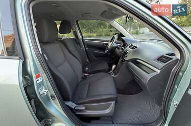 Хэтчбек Suzuki Swift 2011 в 
