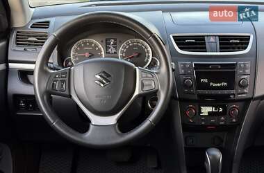 Хэтчбек Suzuki Swift 2011 в 