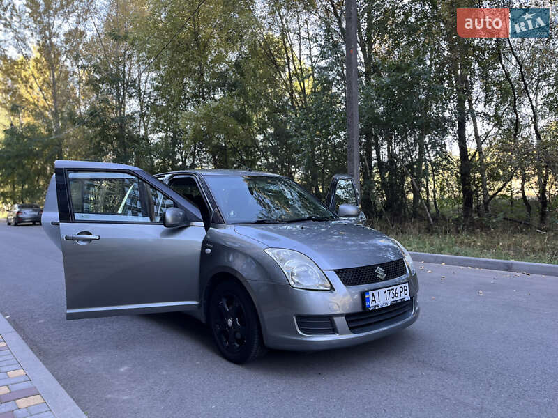 Хэтчбек Suzuki Swift 2008 в Чернигове