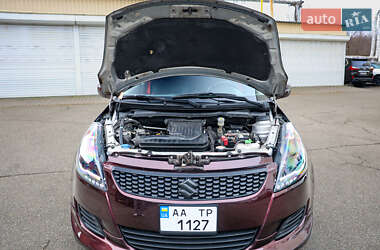 Хетчбек Suzuki Swift 2011 в 