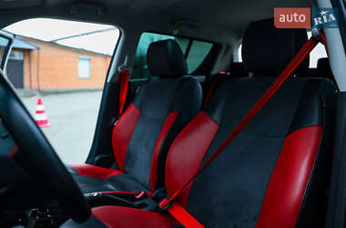 Хетчбек Suzuki Swift 2011 в 