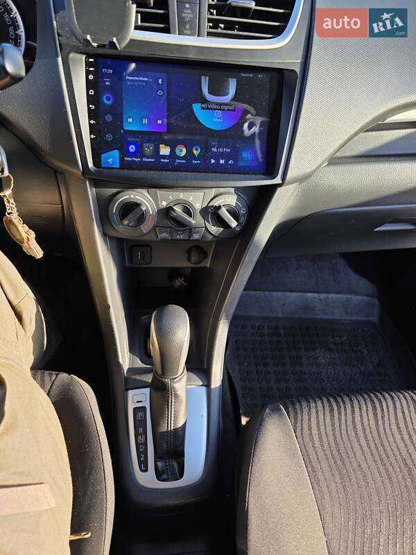 Хетчбек Suzuki Swift 2011 в Львові