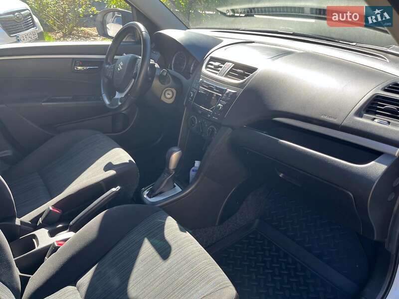 Хэтчбек Suzuki Swift 2016 в Киеве фото 10 Хэтчбек Suzuki Swift 2016 в Киеве