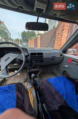 Хэтчбек Suzuki Swift 1988 в 