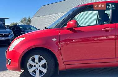 Хетчбек Suzuki Swift 2010 в 