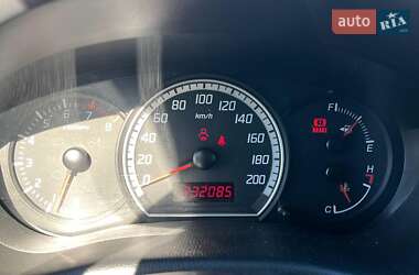 Хетчбек Suzuki Swift 2010 в 