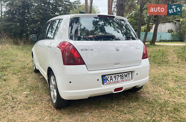 Хэтчбек Suzuki Swift 2008 в Киеве