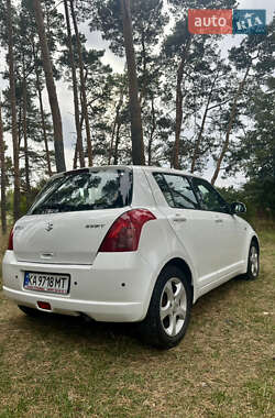 Хэтчбек Suzuki Swift 2008 в 