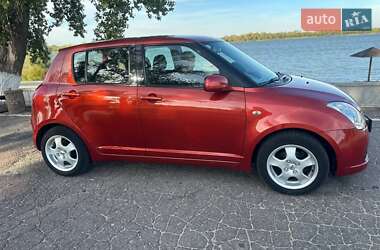 Хэтчбек Suzuki Swift 2008 в 