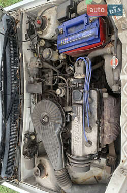 Седан Suzuki Swift 1997 в 